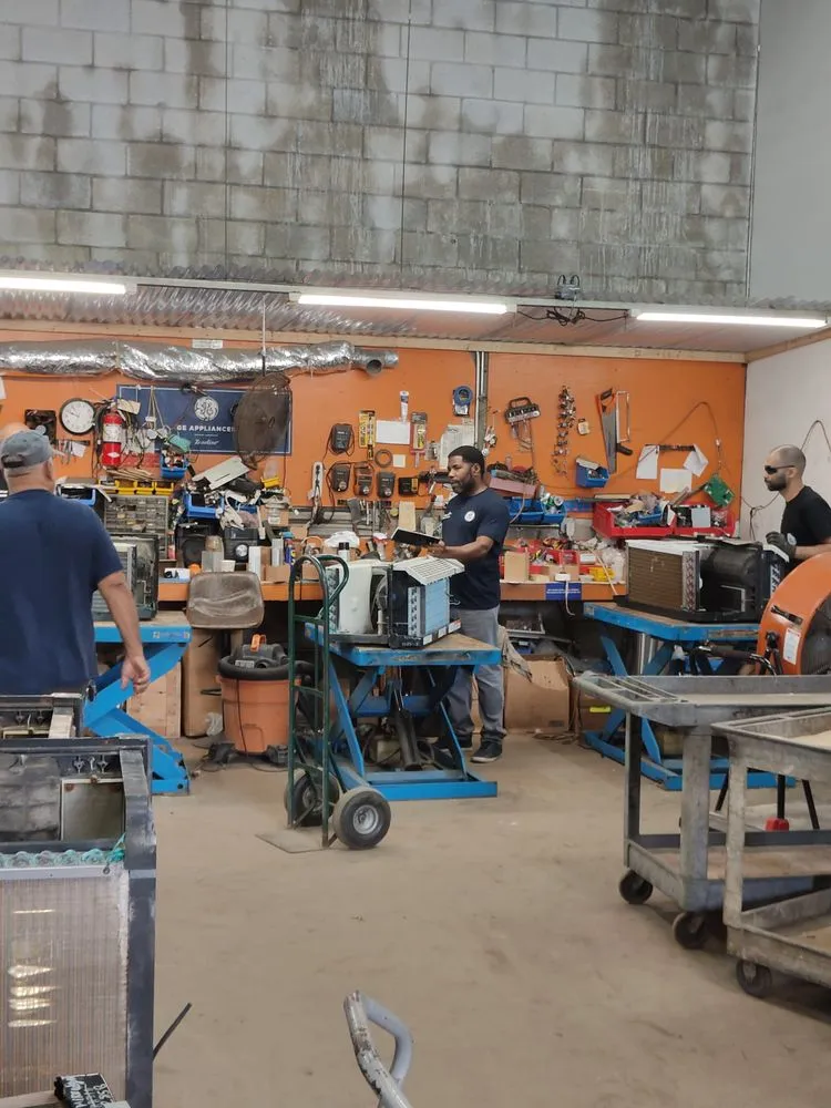 Slide of Advantage Air Conditioning Solutions