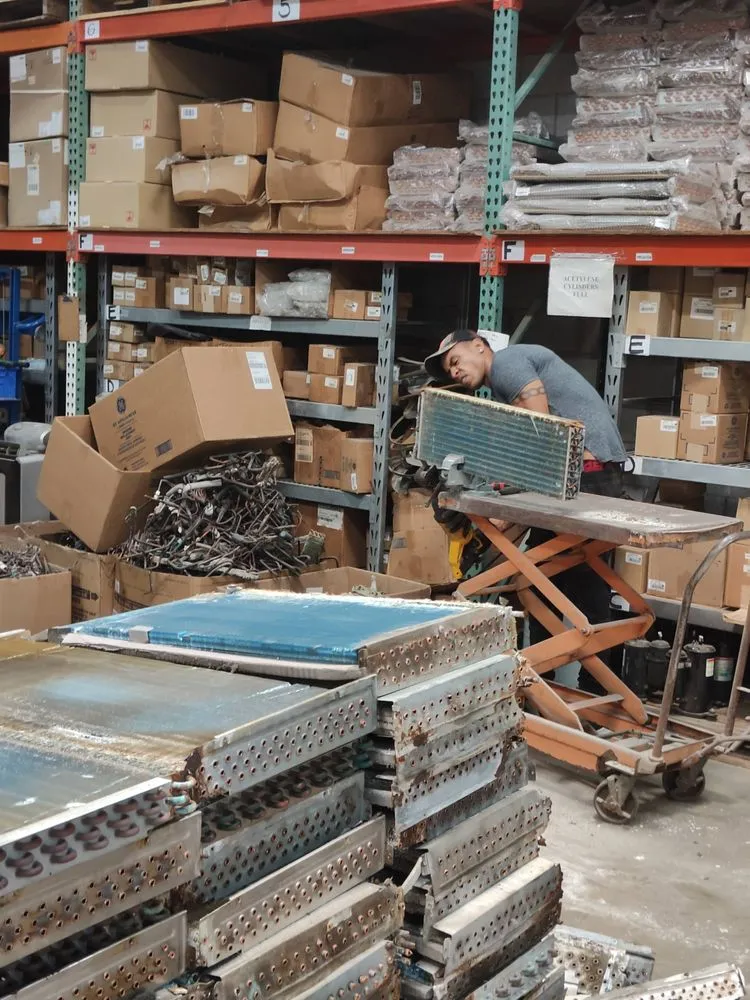 Slide of Advantage Air Conditioning Solutions