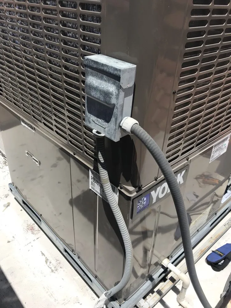 Slide of Advantage Air