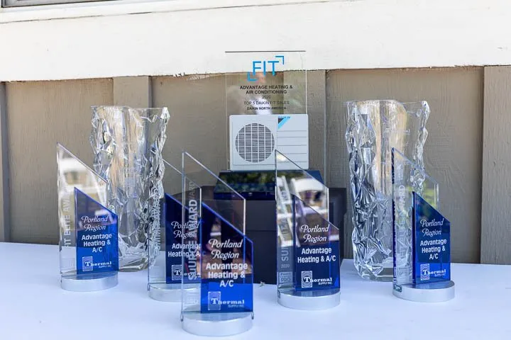 Slide of Advantage Heating & Air Conditioning