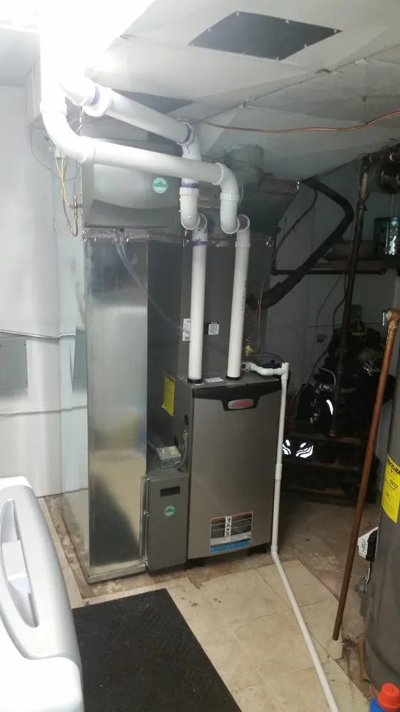 Slide of Advantage Heating and Cooling