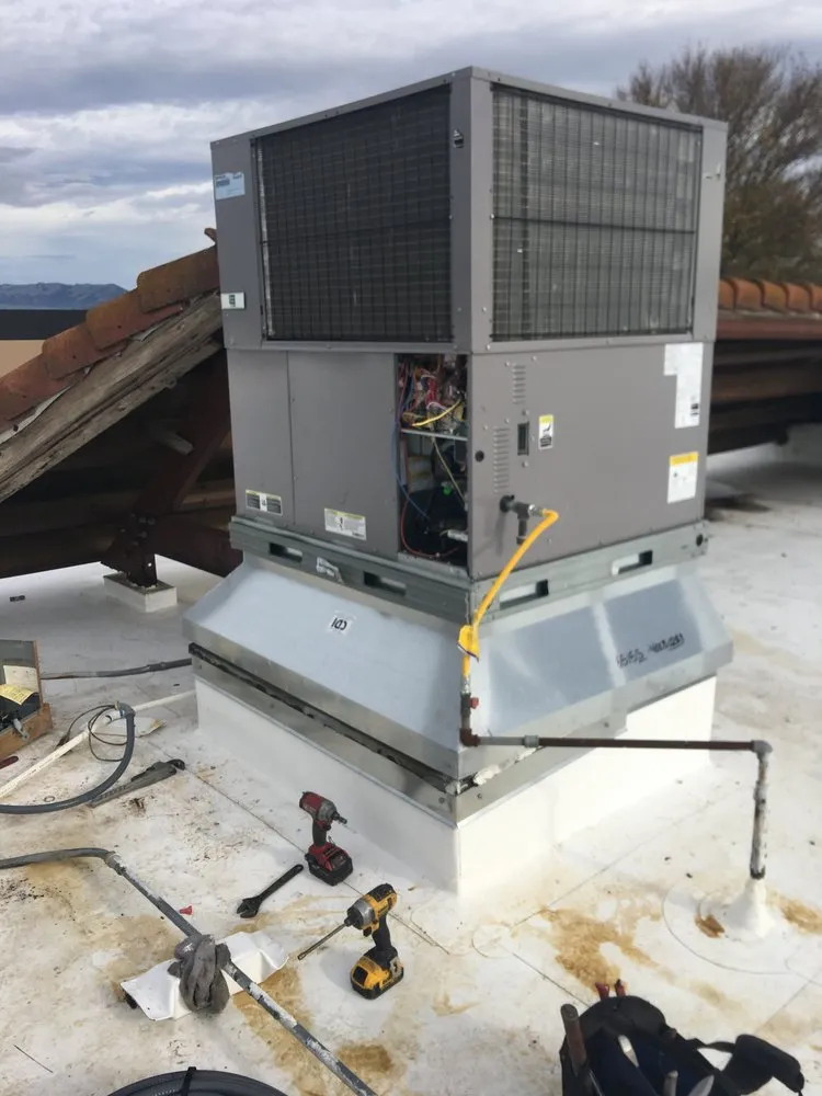Slide of Advantage Heating and Sheetmetal