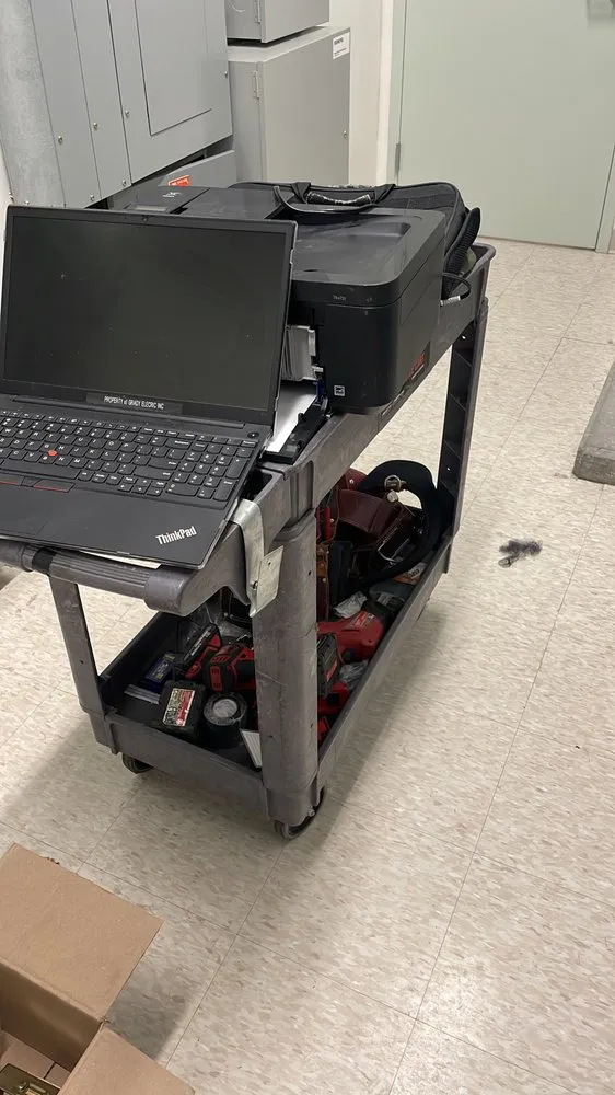 Slide of Aerosphere Electric