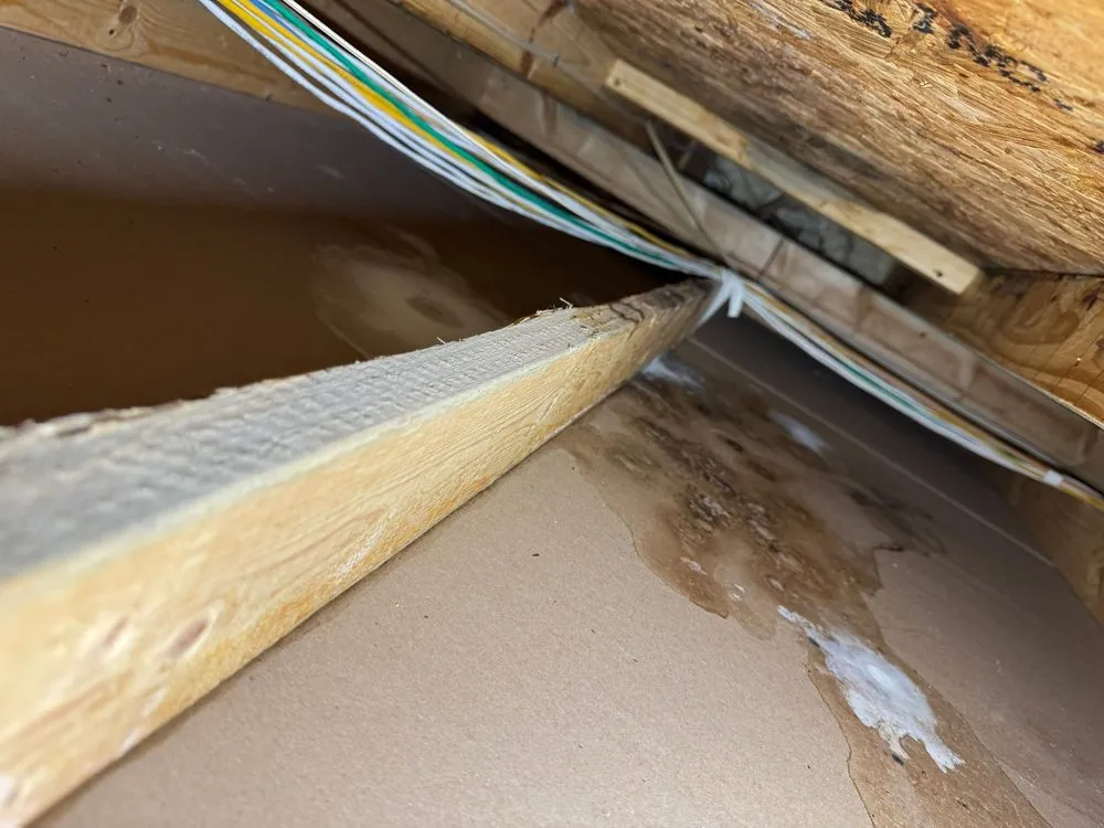 Slide of AffordaPro Air