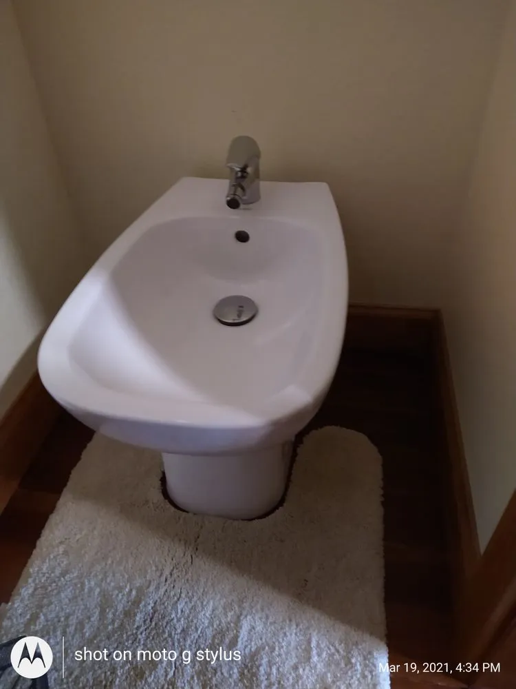 Slide of A&H Mechanical Maintenance