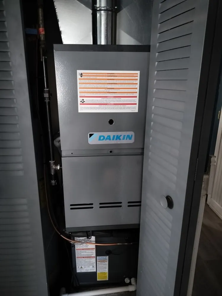 Slide of Ainsley Heating & Cooling