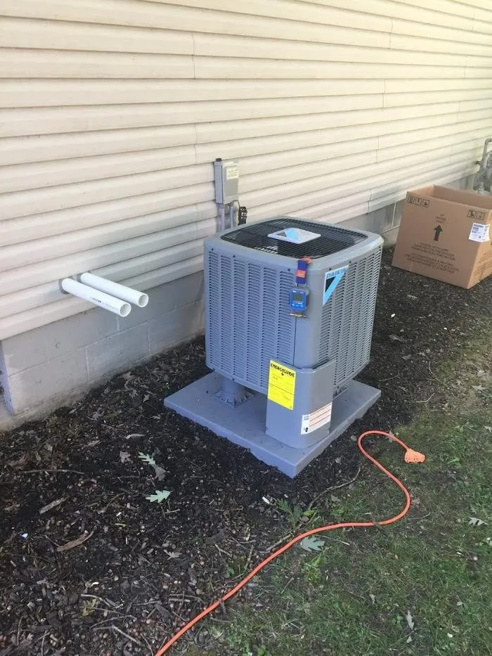 Slide of Ainsley Heating & Cooling