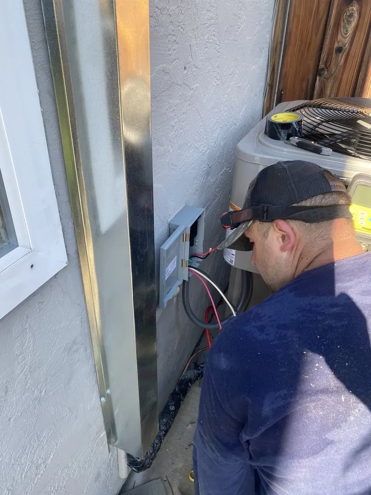 Slide of Air AC Construction