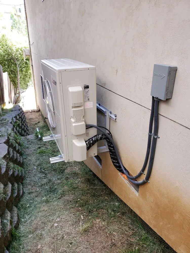 Slide of Air AC Construction