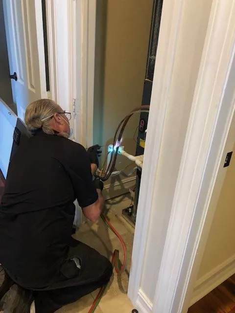 Slide of Air Advantage Heating & Cooling Inc