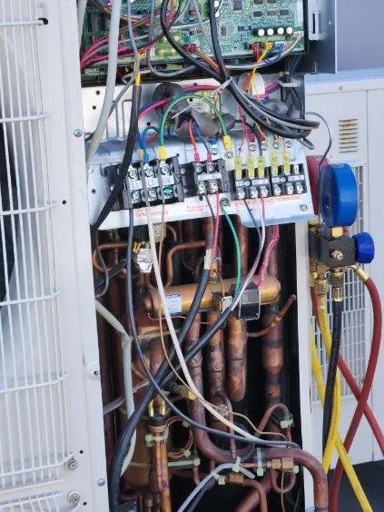 Slide of Air Alliance 718