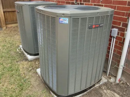 Air Clinic Heating And Air Conditioning Logo