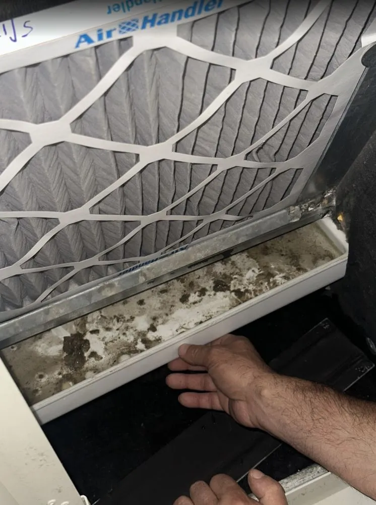 Slide of Air Comfort Service Group