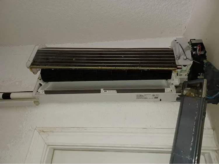Slide of Air Condition Army