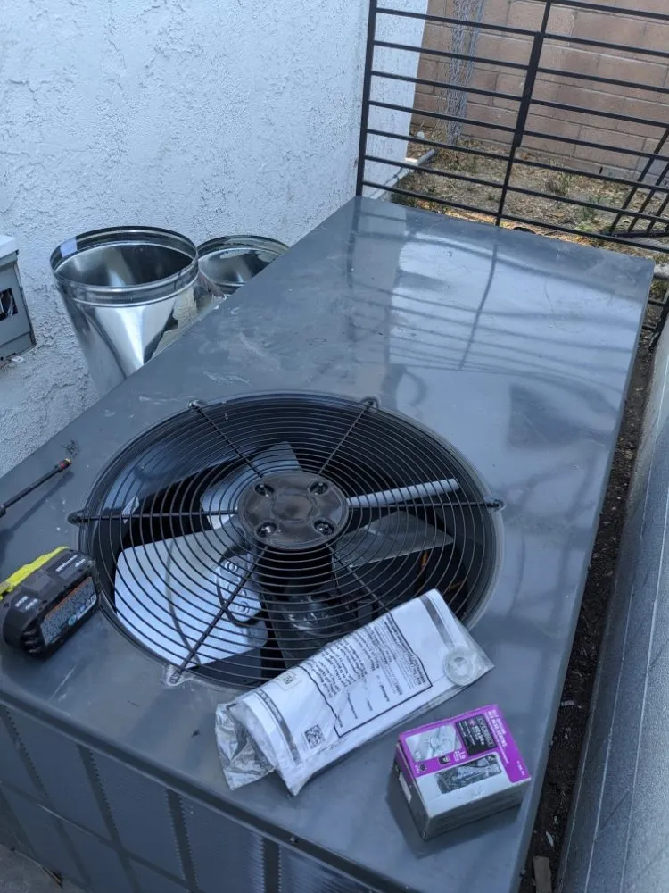 Slide of Air Conditioner Services