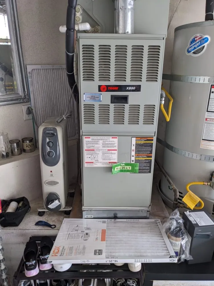 Slide of Air Conditioner Services