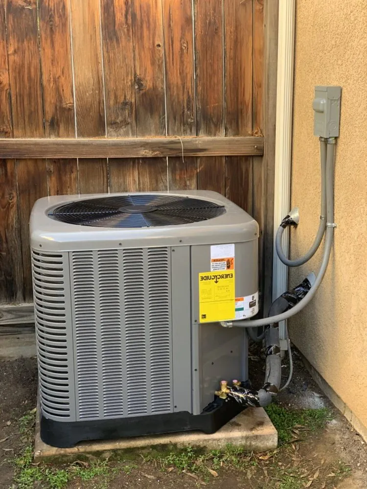 Slide of Air Conditioning Construction SFT