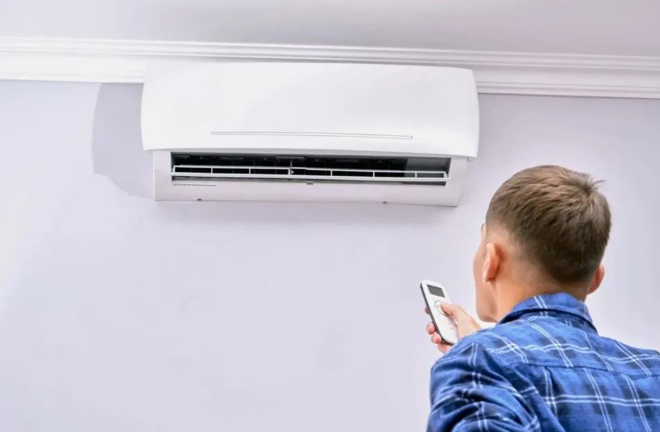 Slide of Air Conditioning Mechanics