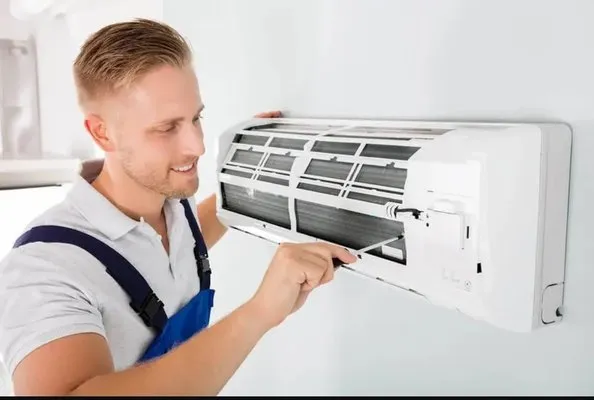 Air Conditioning Mechanics Logo