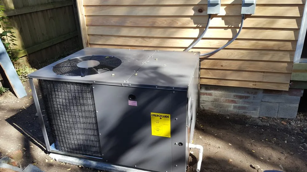 Slide of AIR DYNAMICS