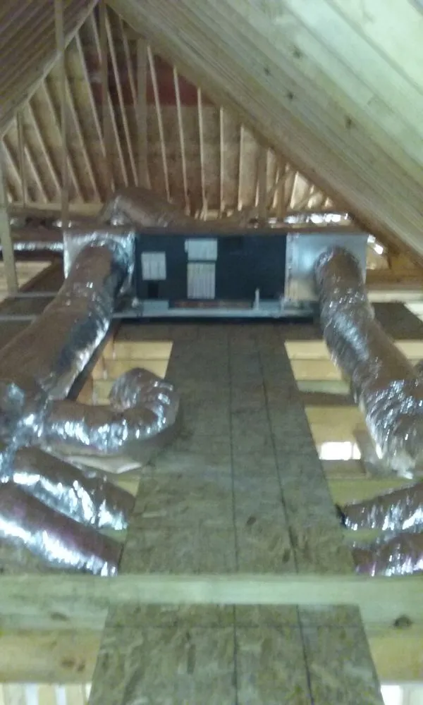 Slide of AIR DYNAMICS