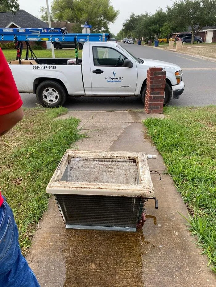 Slide of Air Experts