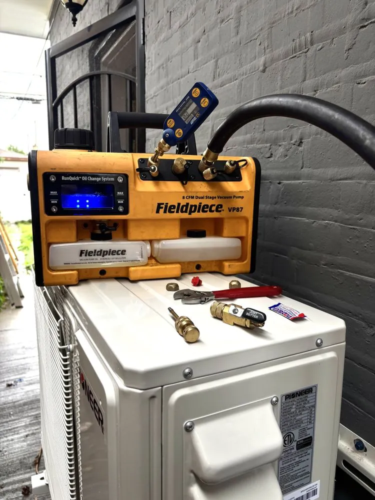 Slide of Air Flows Chicago