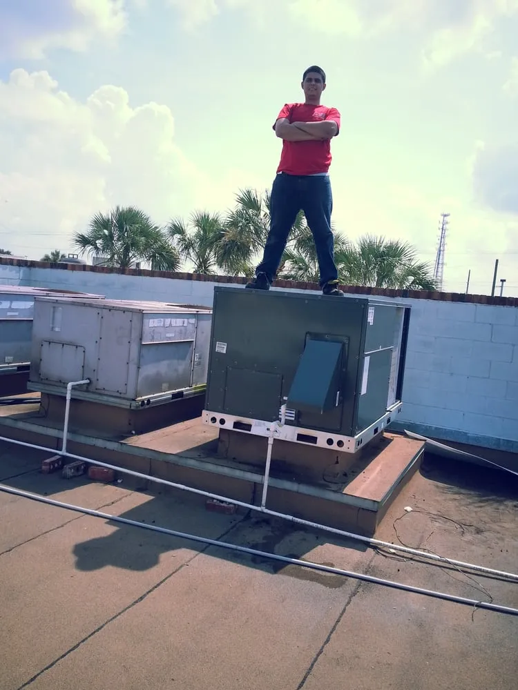 Slide of Air it Cool Heating & Air Conditioning