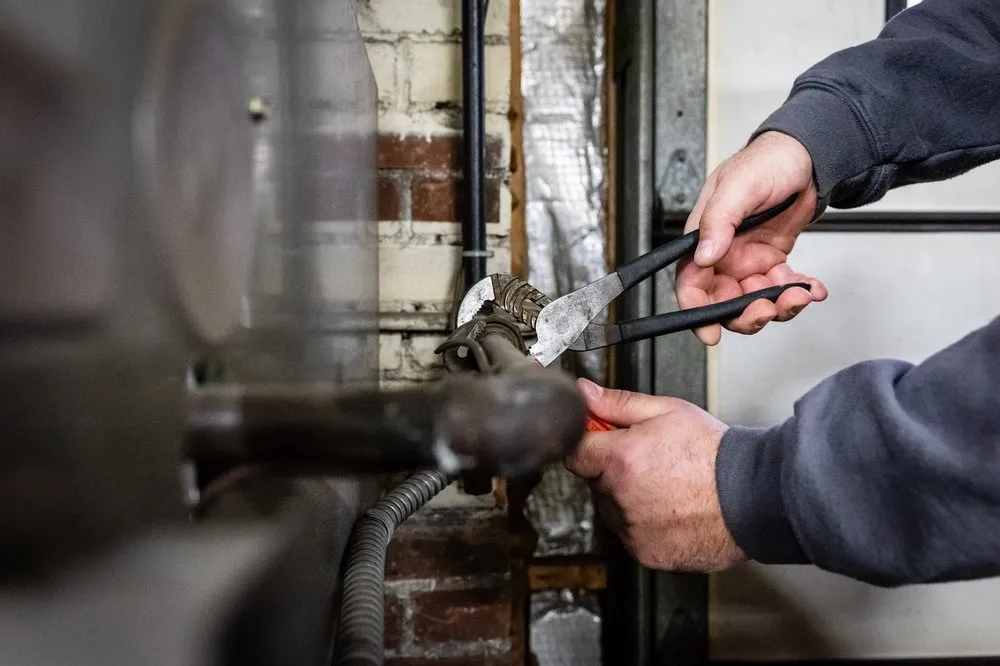 Slide of Air Maintenance