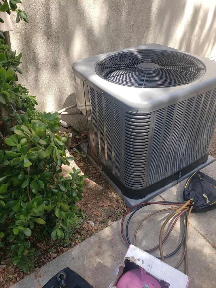 Slide of Air Master hvac of Canoga Park