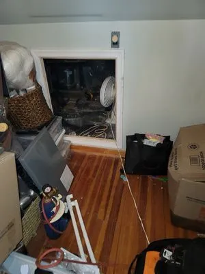 Air Pyramid Service Logo