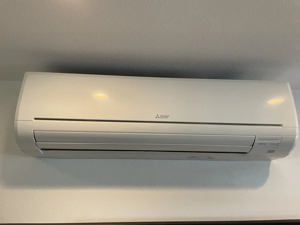 Slide of Air Source Air Conditioning