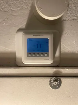 Air Temperature Professional Logo