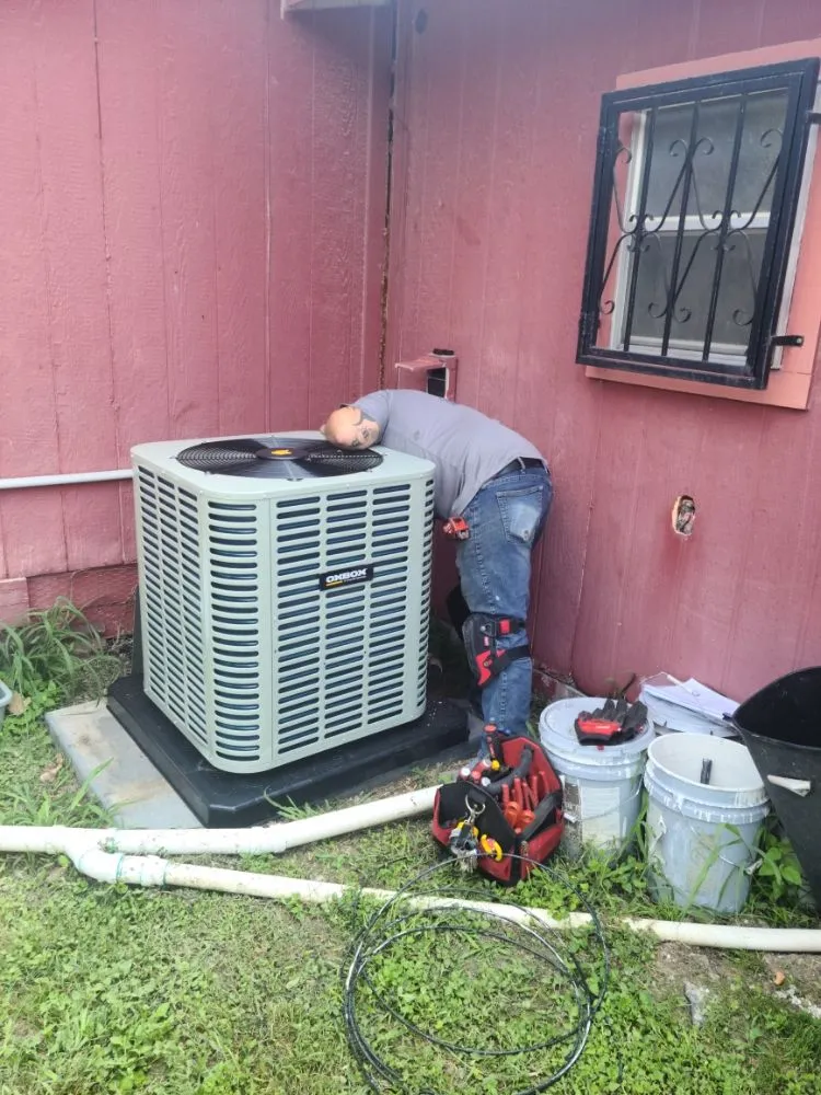 Slide of Air Tex Solutions