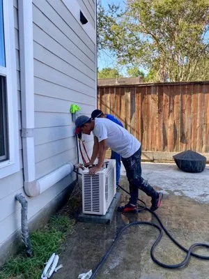 Air Wise AC and Heat Logo