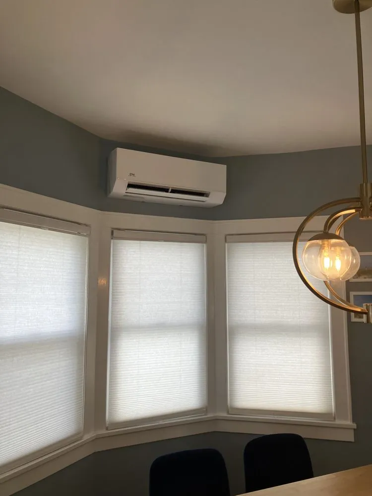 Slide of Aircon Heating & Air Conditioning