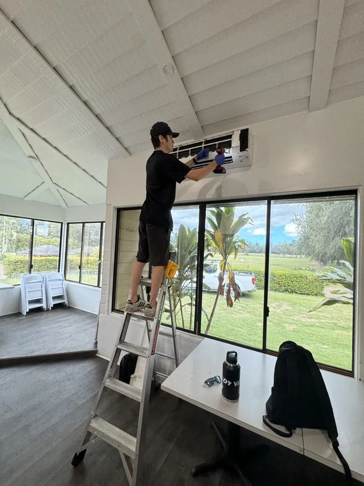 Slide of AirEsthetic