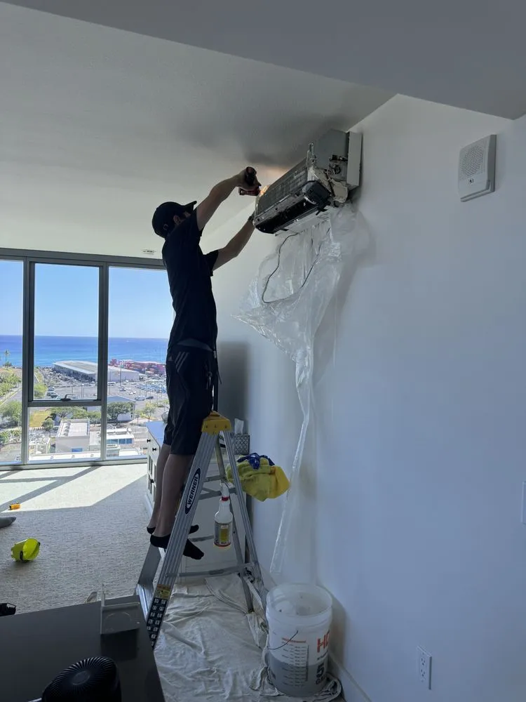 Slide of AirEsthetic