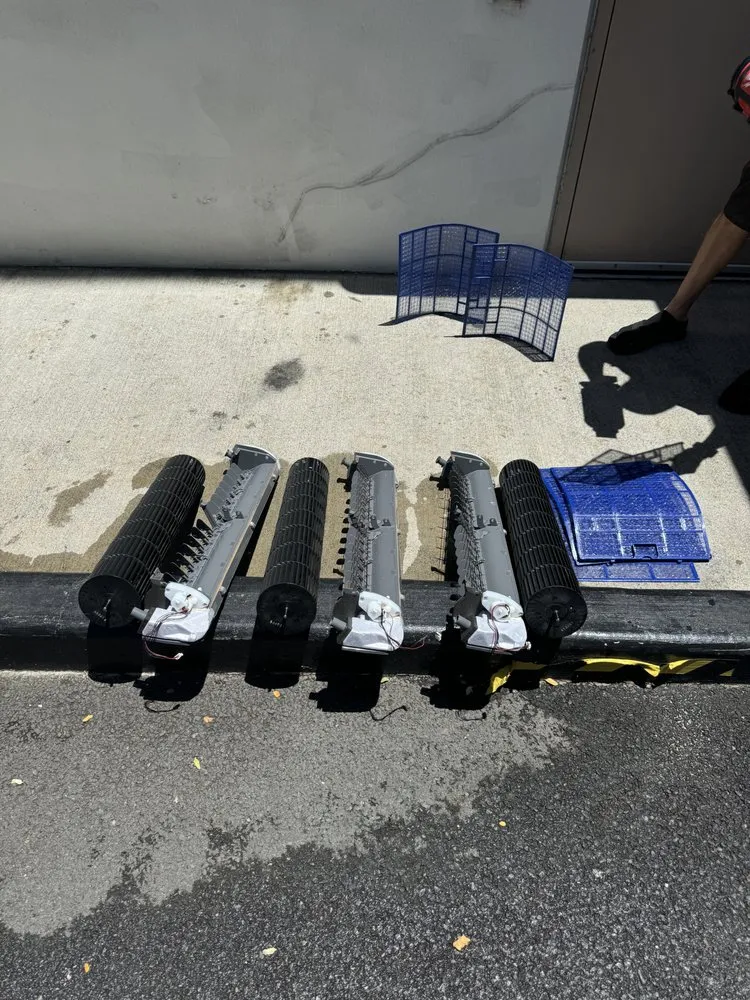 Slide of AirEsthetic