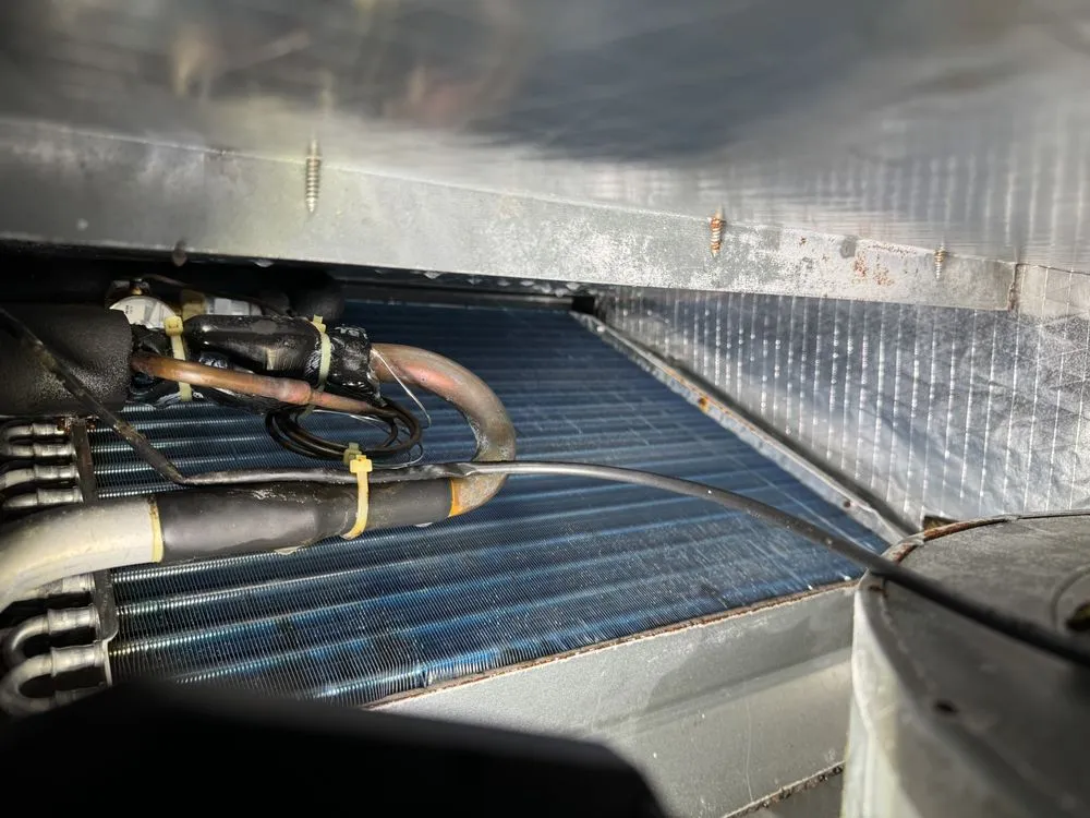 Slide of AirEsthetic