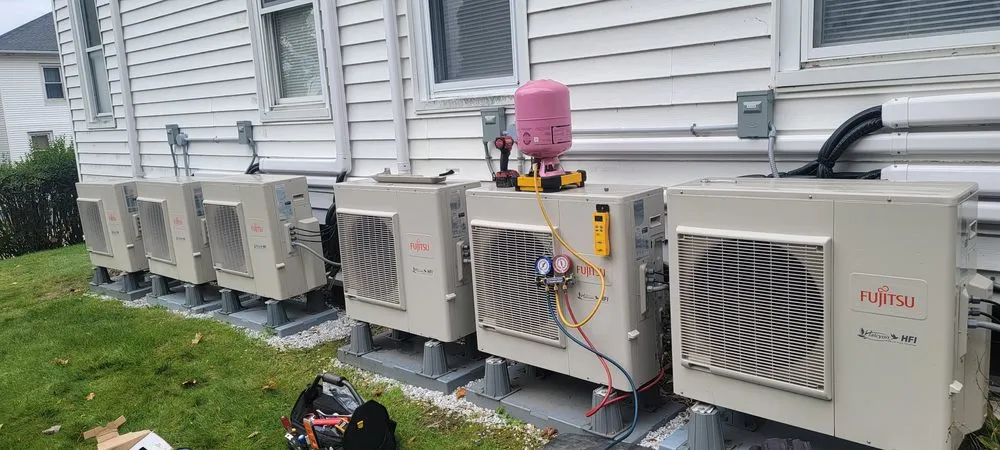 Slide of Airflow Associate