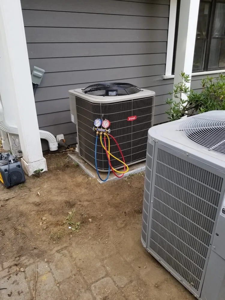 Slide of Airflow Associate