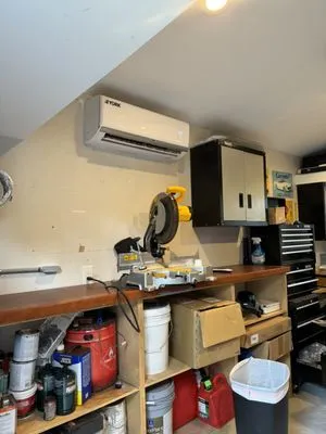 Airgenx Clean Climate Solutions Logo