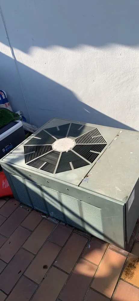 Slide of AiRivero S&R