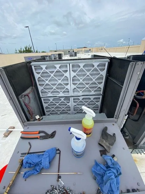 Slide of Airleo Mechanical Service