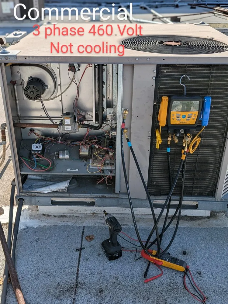 Certified air conditioning tune-up for fast service in San Fernando Valley, CA by Airmaker HVAC