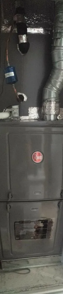 Slide of Airmakers Heating & Air Conditioning