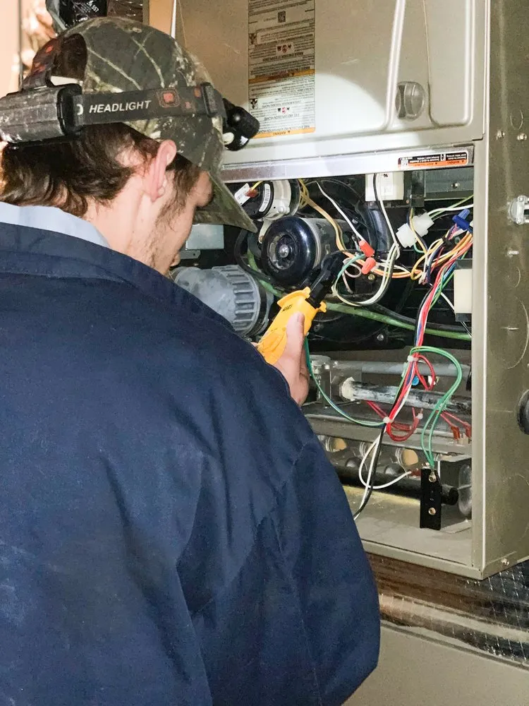 Slide of AirMakers Heating & Cooling