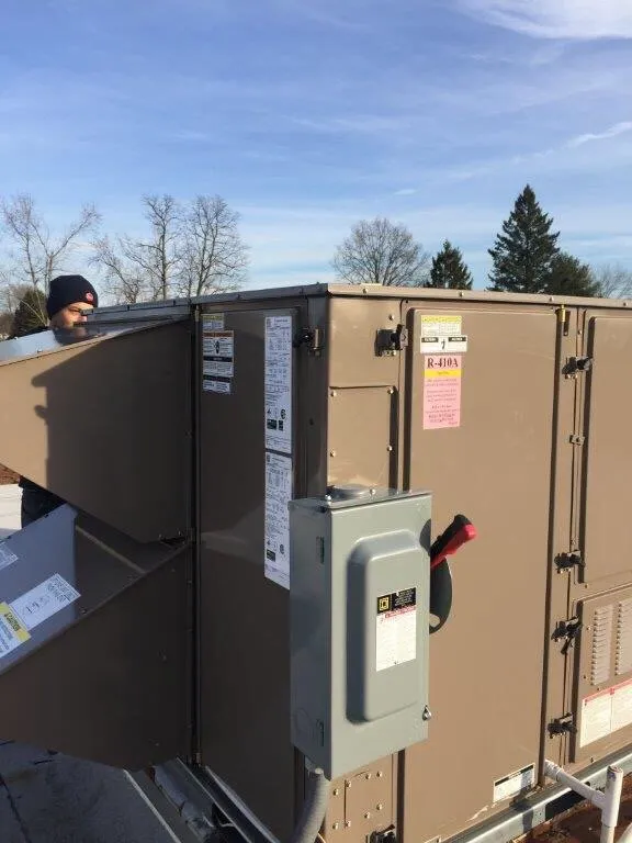 Slide of Airmaster Heating & Cooling Inc