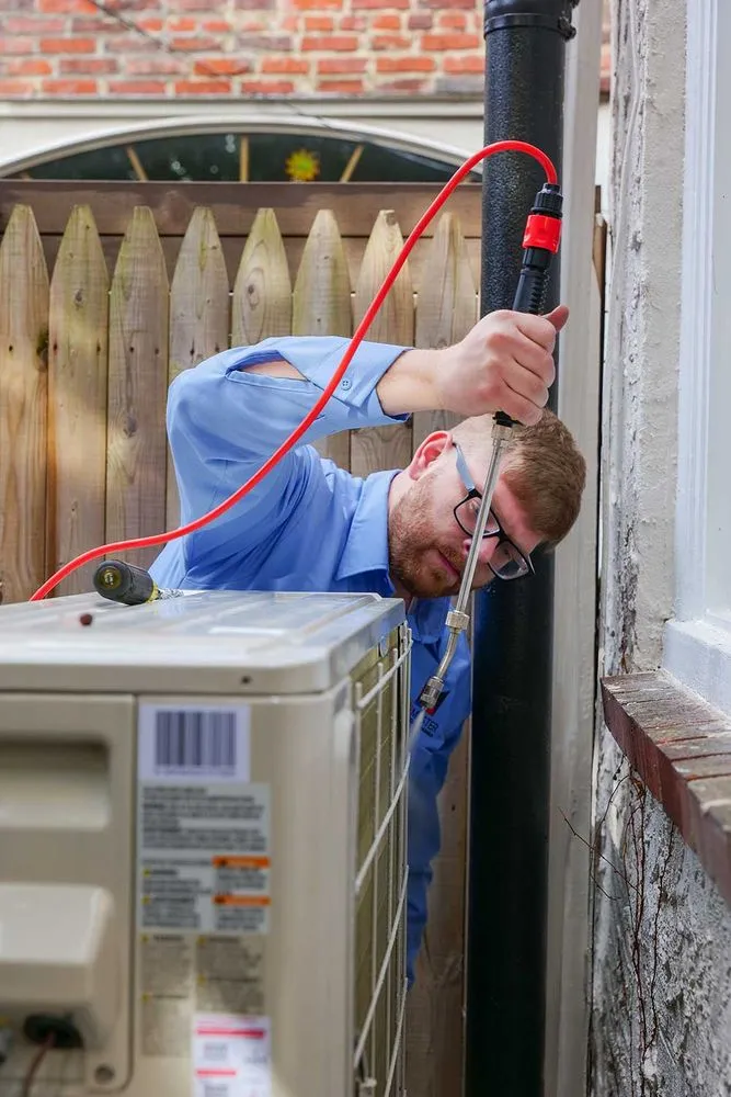 Slide of AirMaster Heating & Cooling Specialists